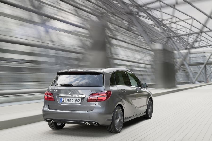  Mercedes-Benz B220 CDI 4Matic Urban Line 2014 года  (фото 9 из 16)